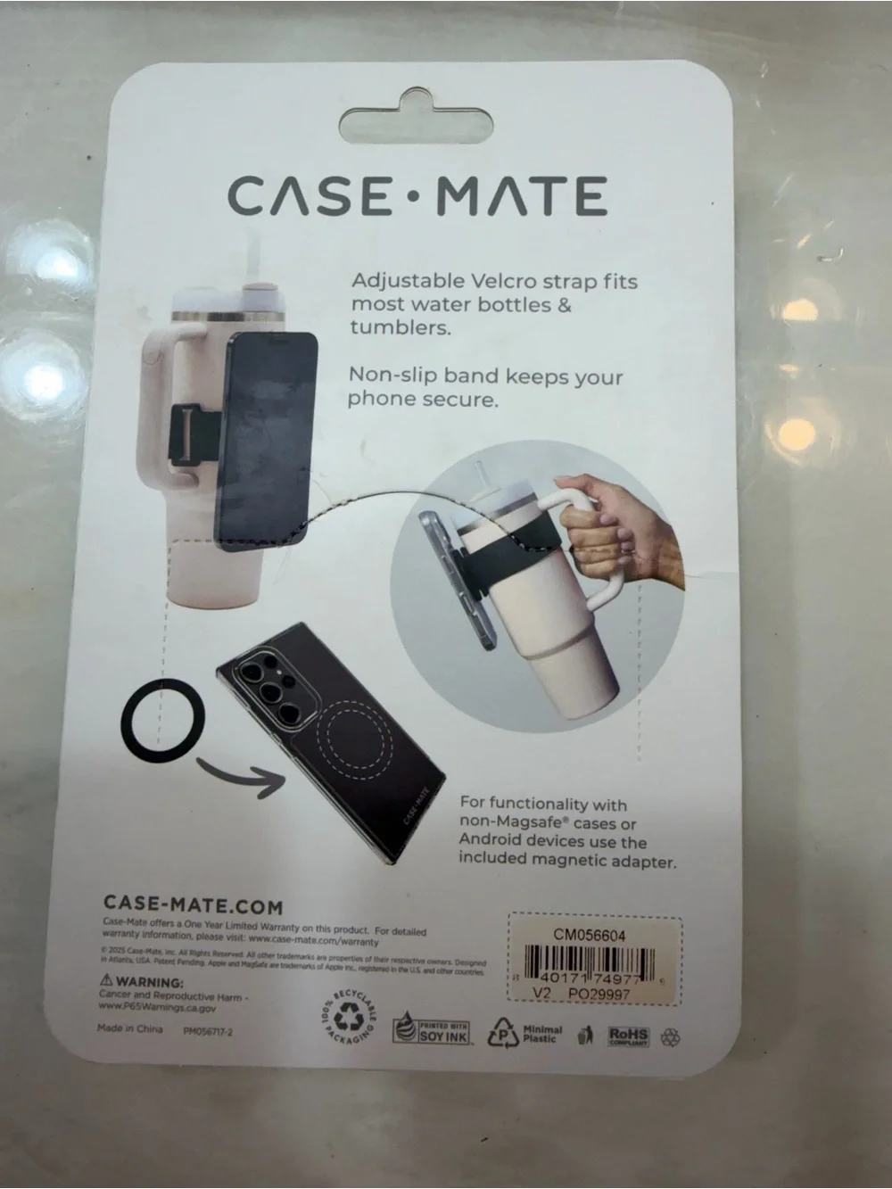 case-mate Magnetic Phone Holder Clip in Black